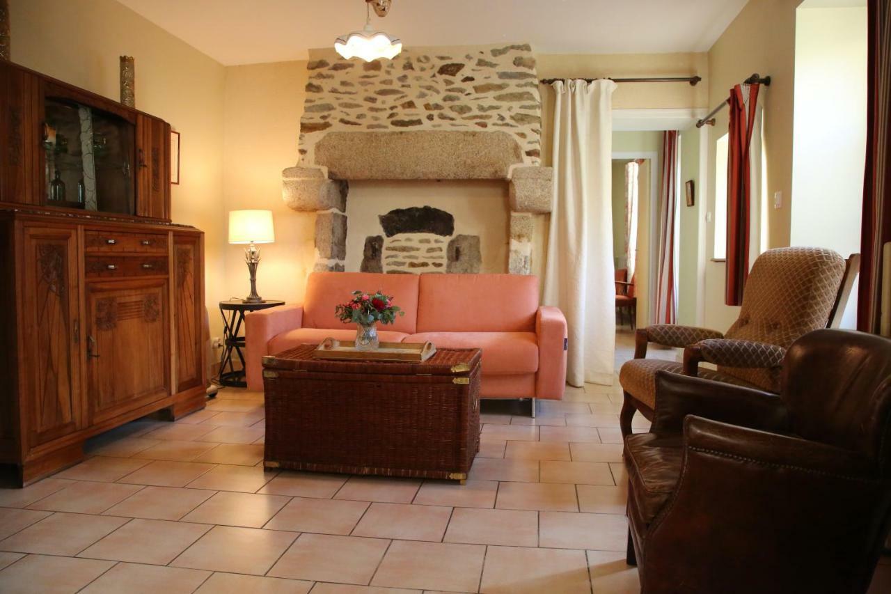 Chambre D'Hote Courtoux Saint-Denis-sur-Sarthon Exterior photo